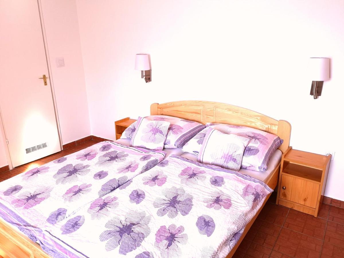 Apartman Kaszas Garden Mosonmagyaróvár Dış mekan fotoğraf