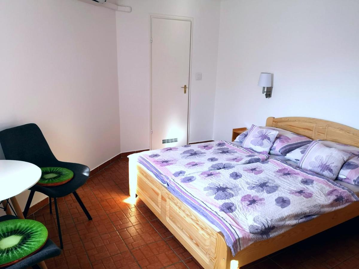 Apartman Kaszas Garden Mosonmagyaróvár Dış mekan fotoğraf