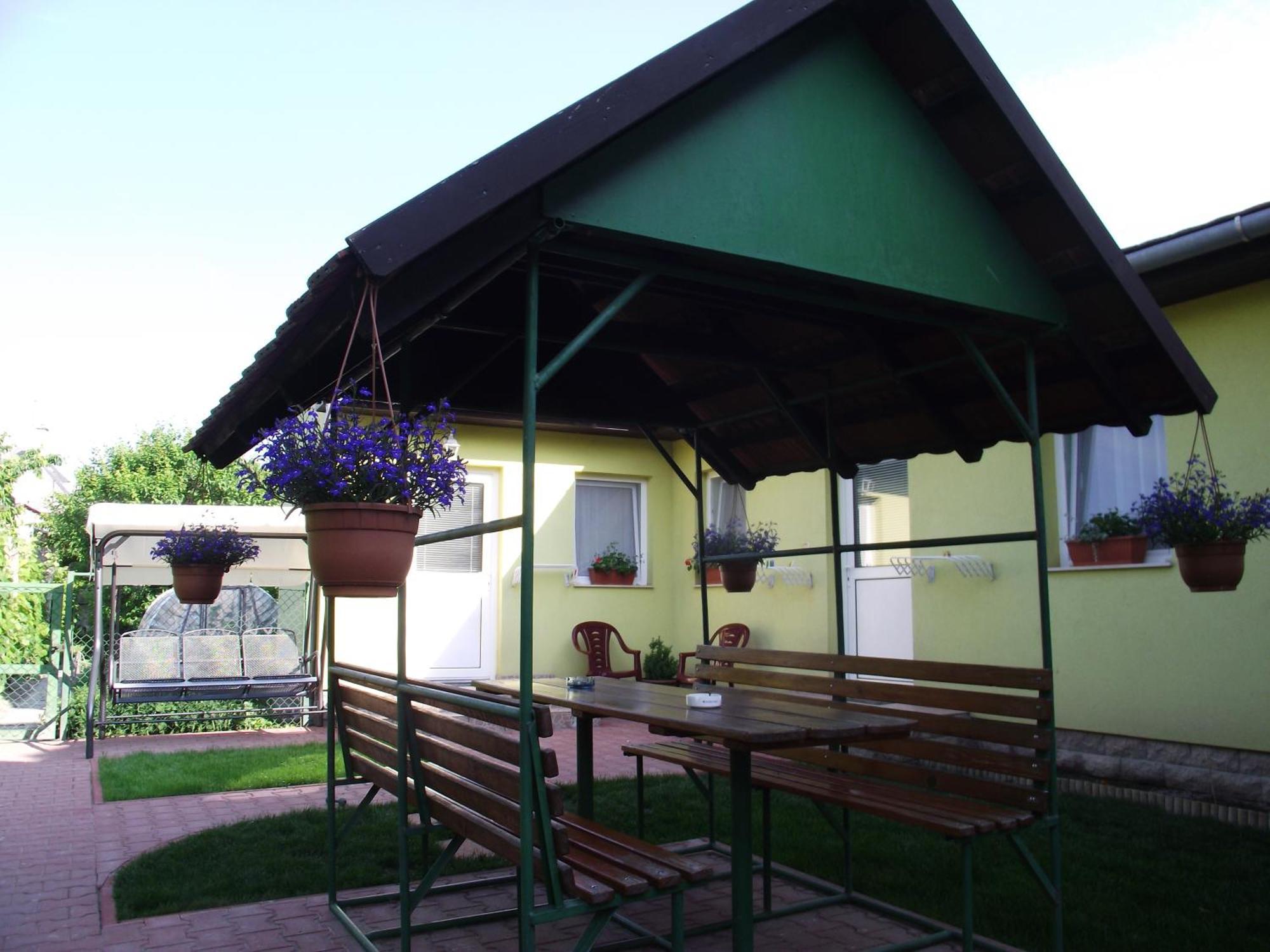 Apartman Kaszas Garden Mosonmagyaróvár Dış mekan fotoğraf