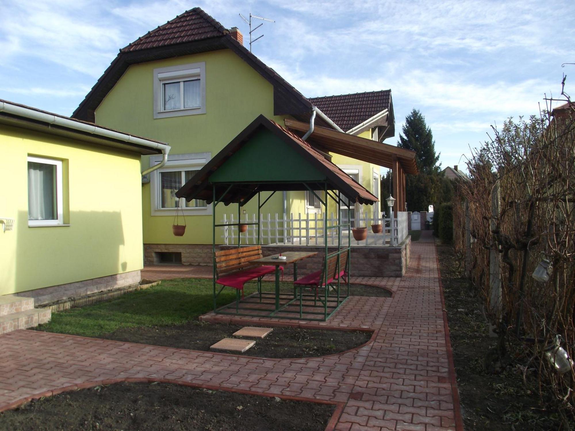 Apartman Kaszas Garden Mosonmagyaróvár Dış mekan fotoğraf