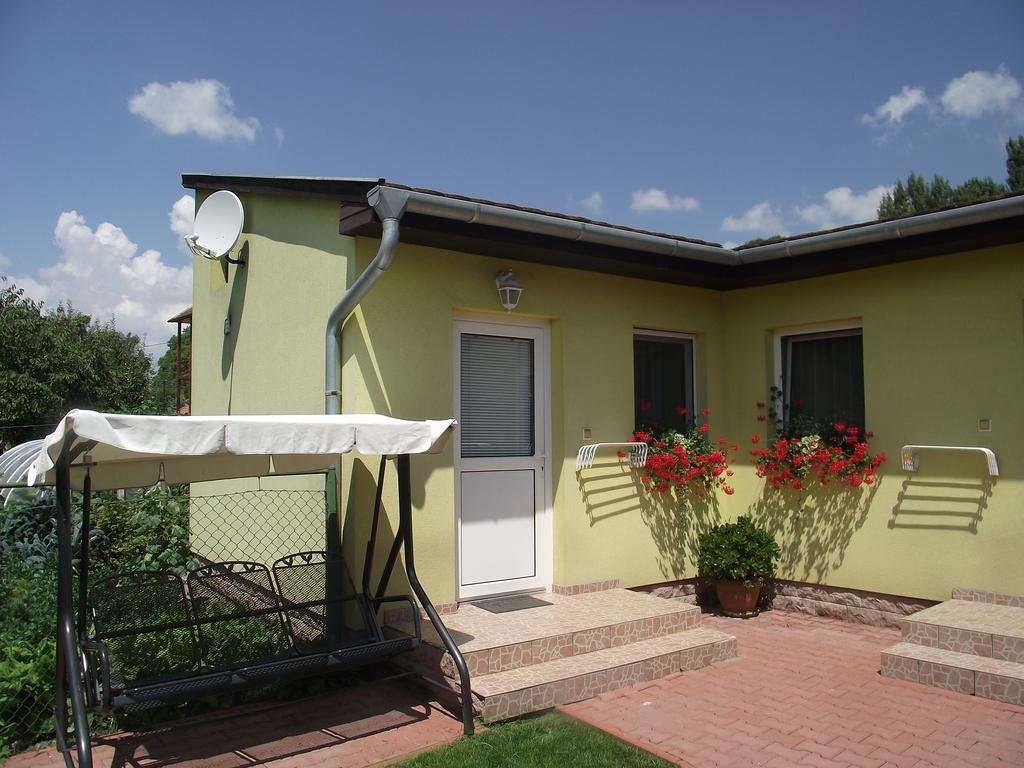 Apartman Kaszas Garden Mosonmagyaróvár Dış mekan fotoğraf