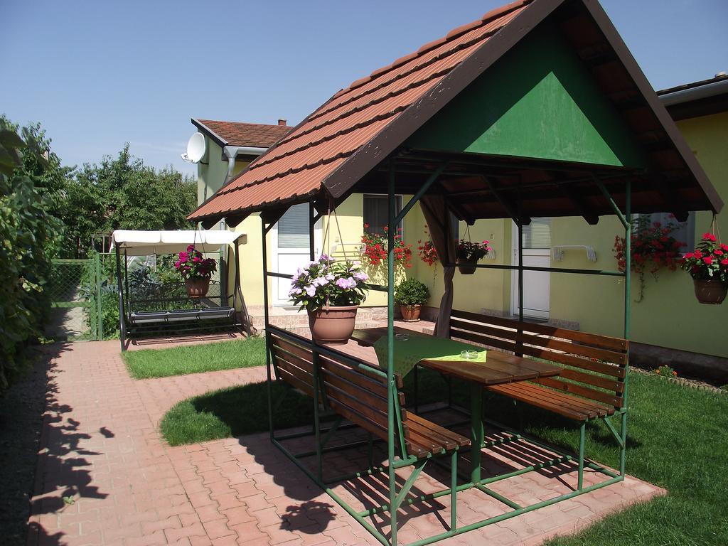 Apartman Kaszas Garden Mosonmagyaróvár Dış mekan fotoğraf