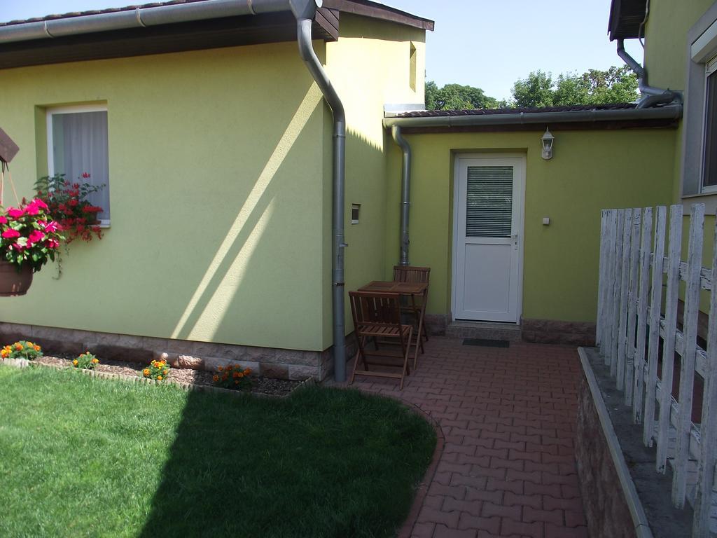 Apartman Kaszas Garden Mosonmagyaróvár Dış mekan fotoğraf