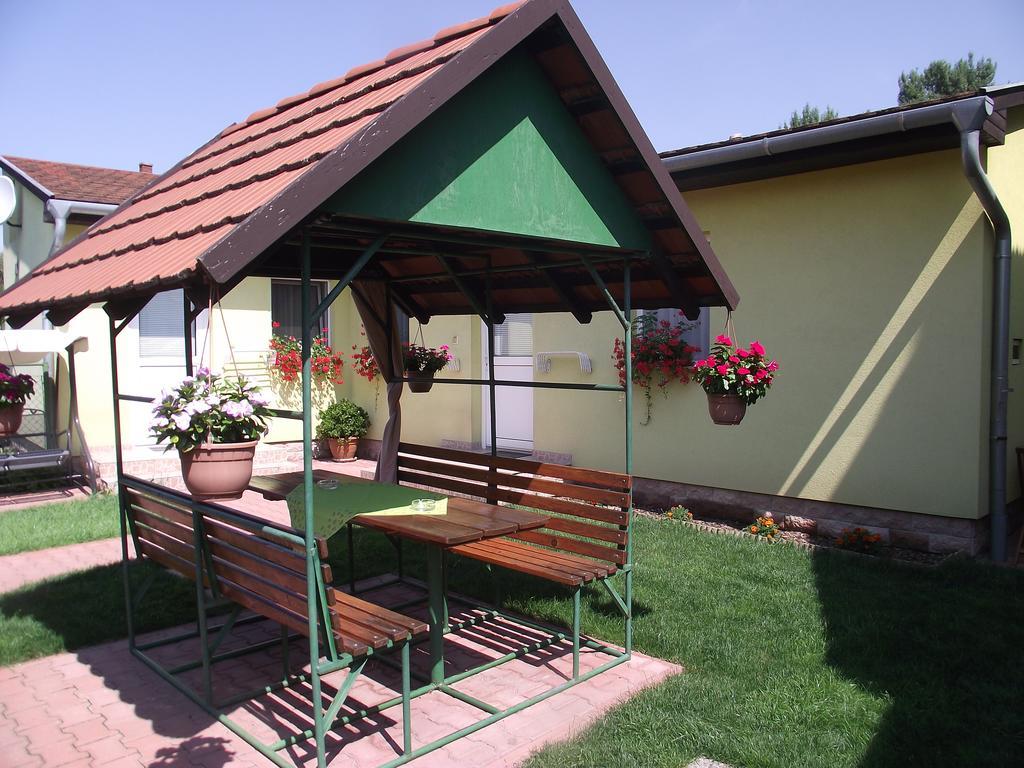 Apartman Kaszas Garden Mosonmagyaróvár Dış mekan fotoğraf