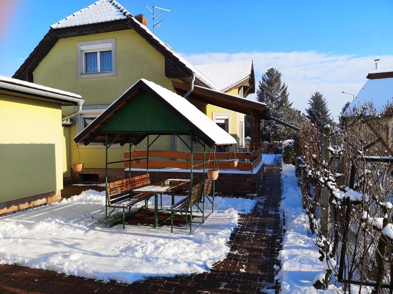 Apartman Kaszas Garden Mosonmagyaróvár Dış mekan fotoğraf