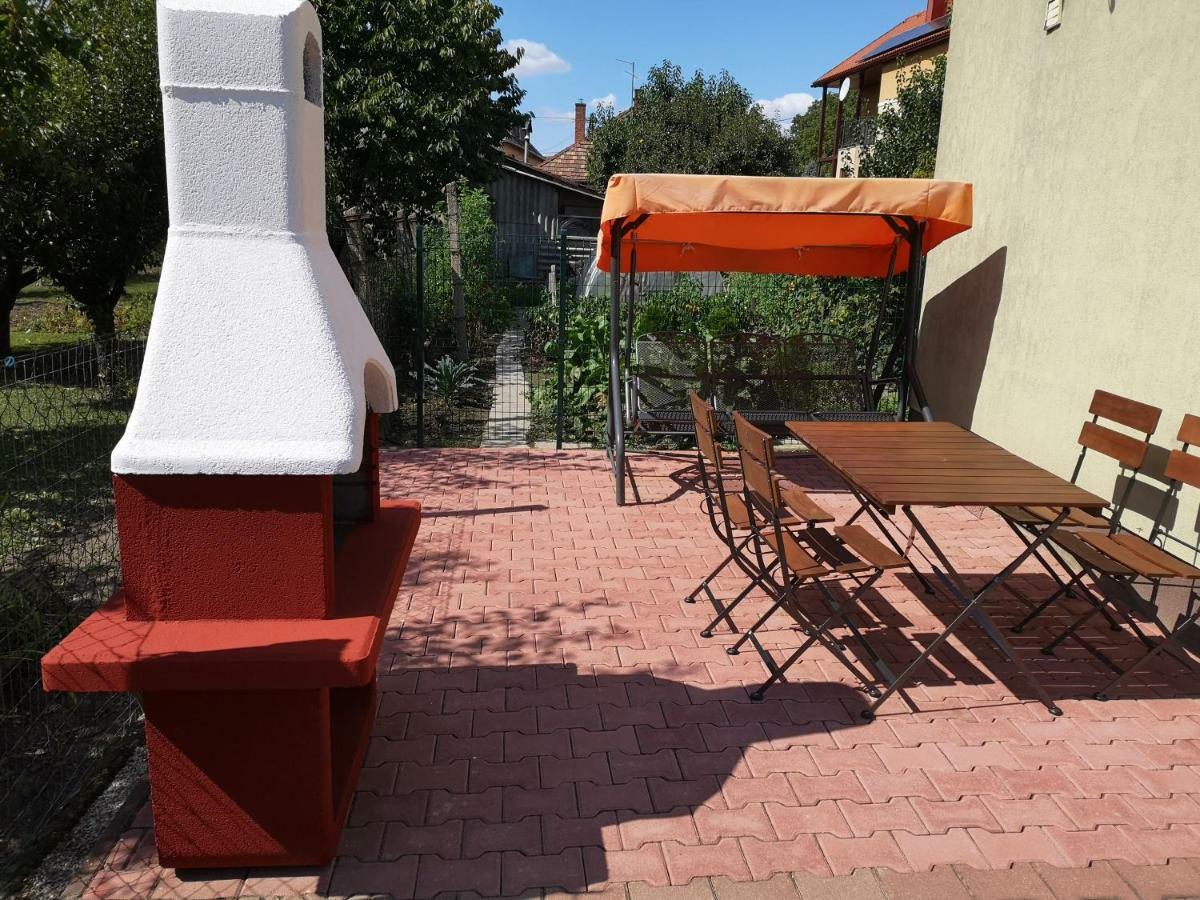 Apartman Kaszas Garden Mosonmagyaróvár Dış mekan fotoğraf